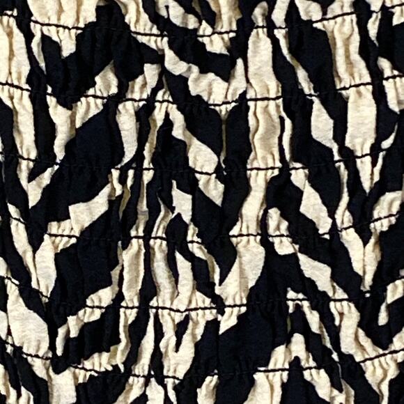 ELOQUII Element Smocked Top Plus Sz 18/20 Animal Print Crop Balloon Sleeve - Picture 6 of 11